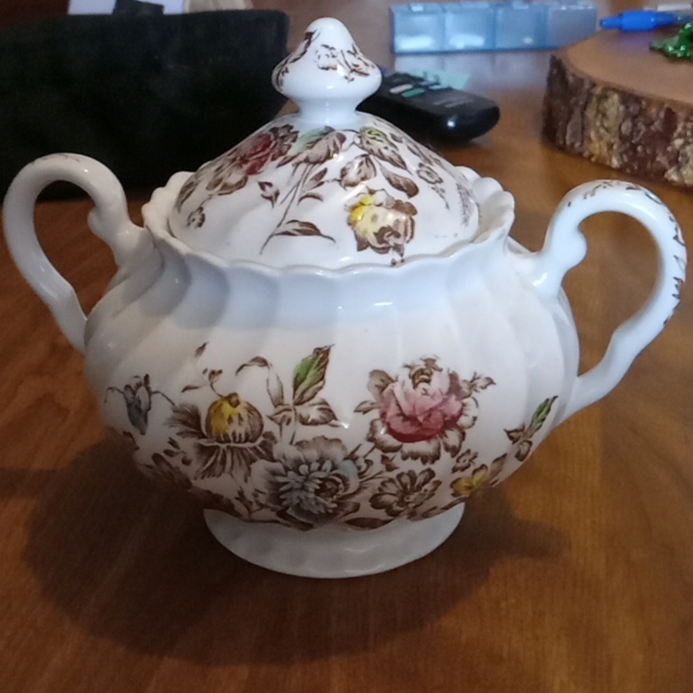It's China. Very old and made in England. I have other stuff too.